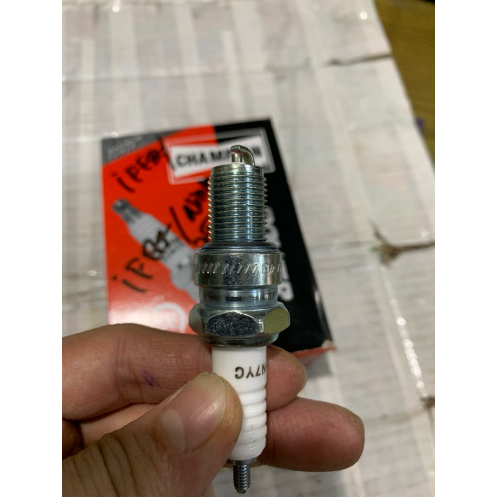 SPARK BUSI SATRIA 2TAK TS125 VESPA NINJA R CHAMPION P N 7 YC PN7YC