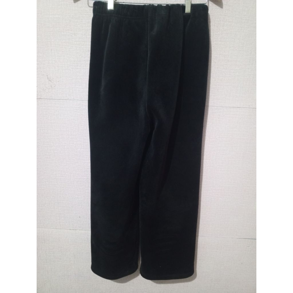 celana training olahraga joging running gym beludru size L second