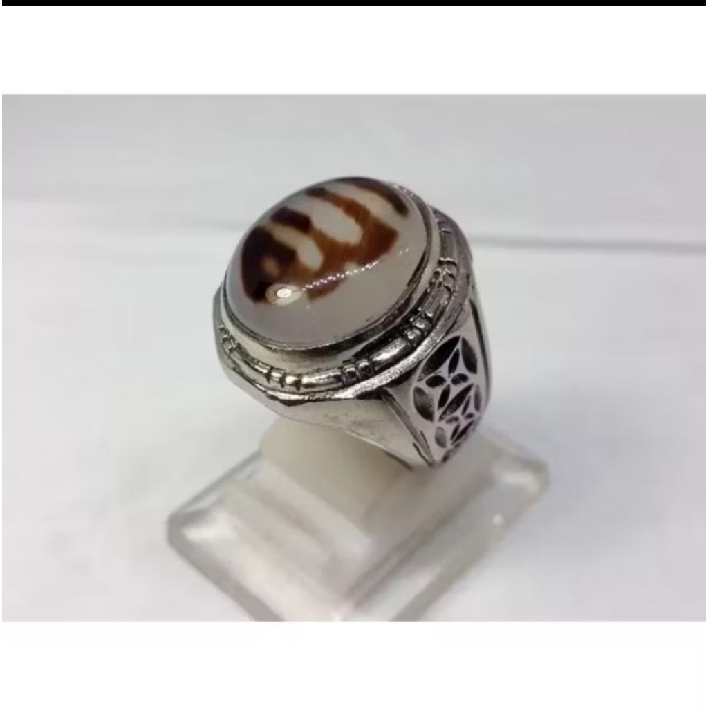 Cincin batu lafadz Allah