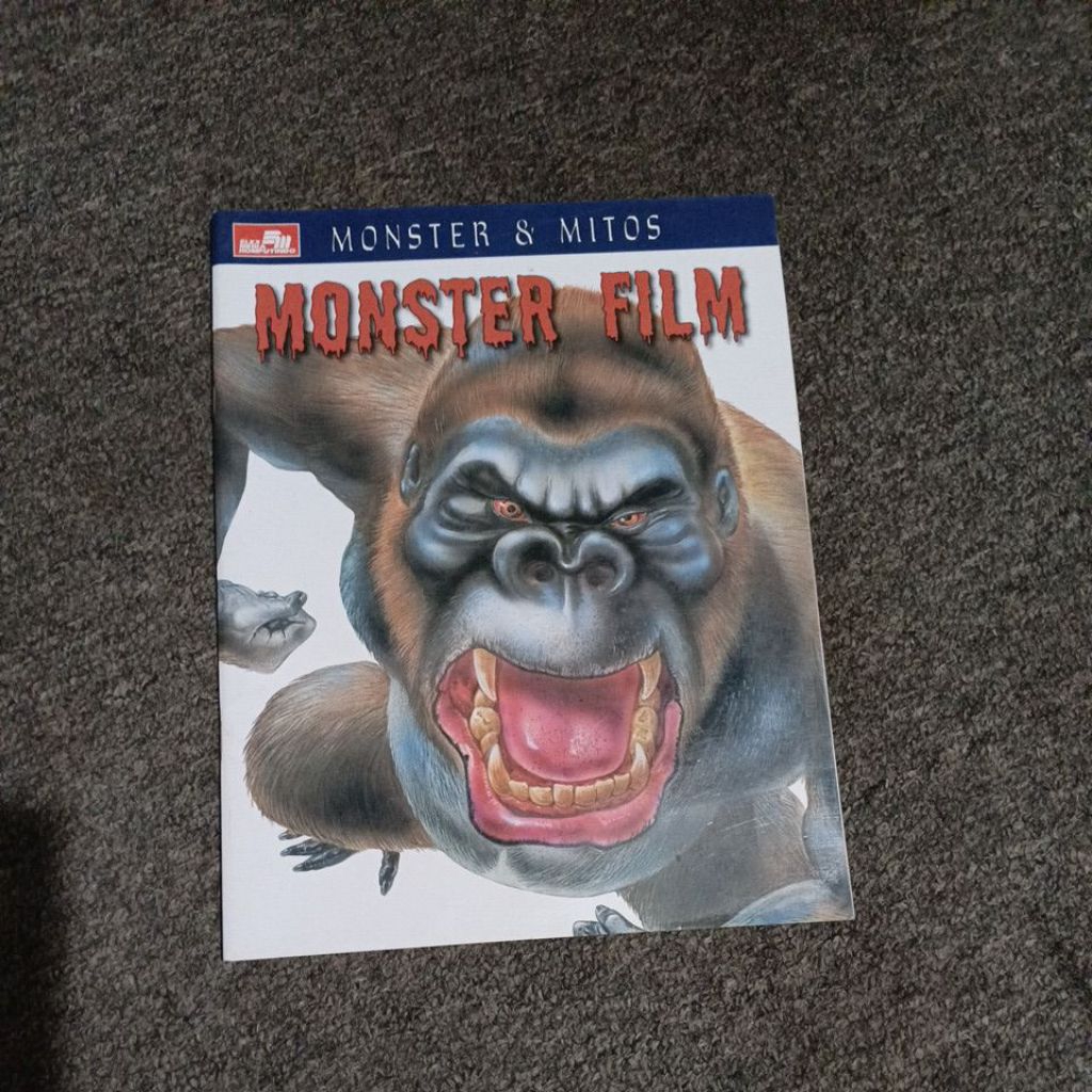 Buku Pengetahuan Monster dan Mitos