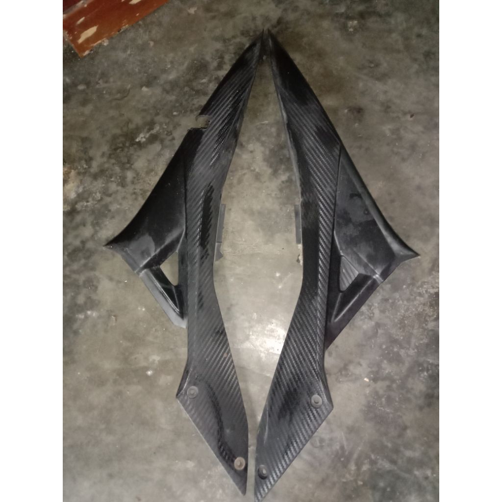Sayap samping tengah Cover side 2 body samping kanan kiri R15v2 original copotan