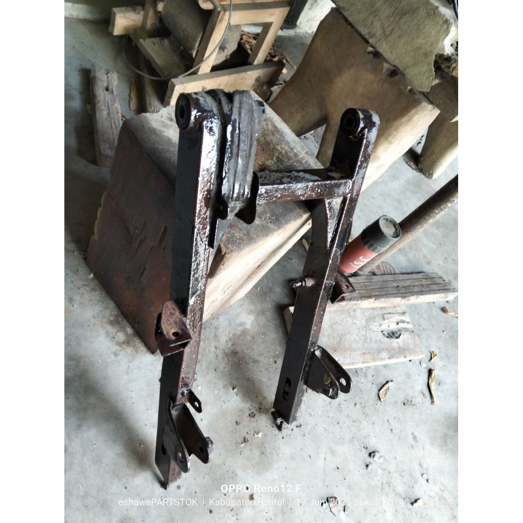 swingarm Suzuki bravo original bekas
