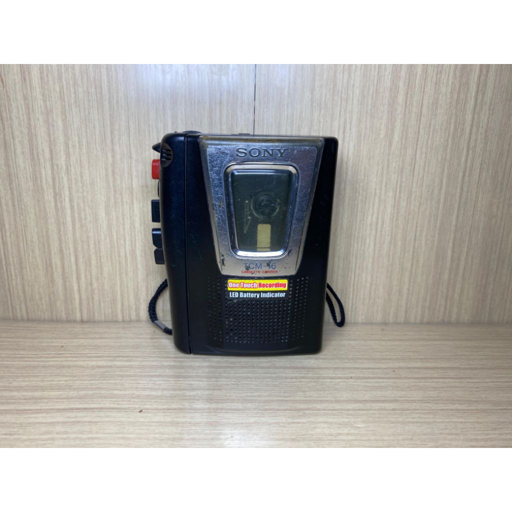 Walkman Sony TCM 16 Cassette Recorder Player