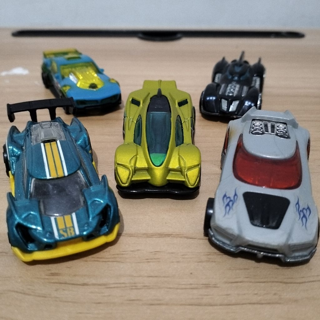 Hot Wheels Loose Original Fiction Fantasy Banyak Variasi