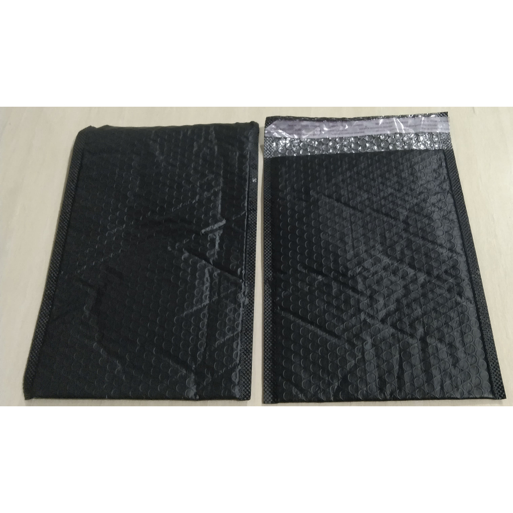 

Bubble Mailer/ Amplop Bubble Ukuran 20x30cm Warna Hitam Jual PerPcs