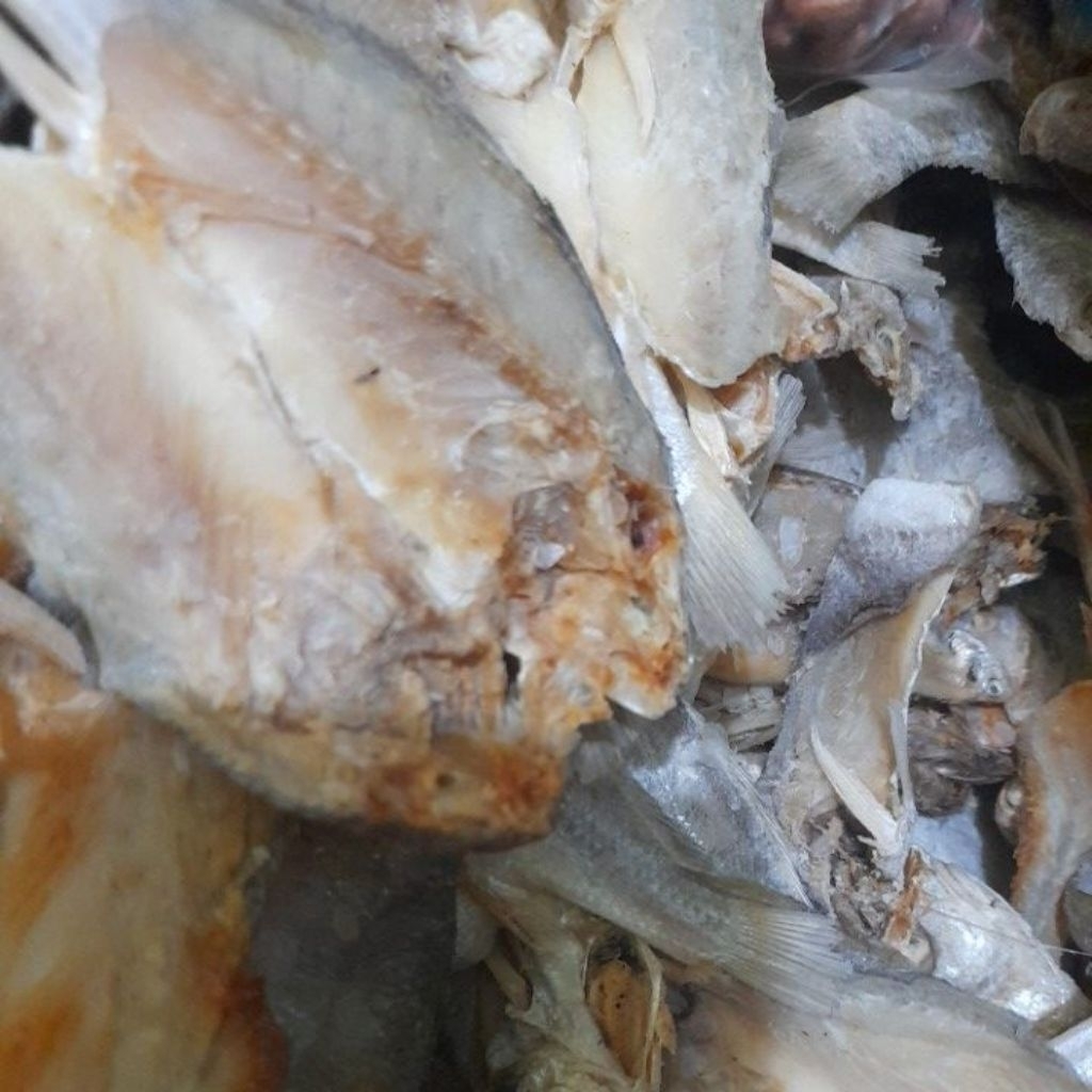 

Ikan Asin Belah