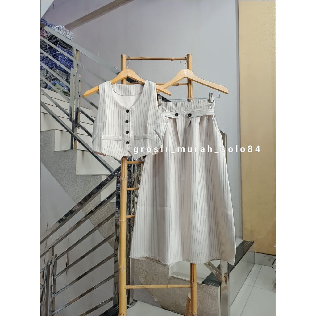 Setelan Anak Perempuan Marsyanda Atasan Vest + Rok Mayung Salur Terbaru
