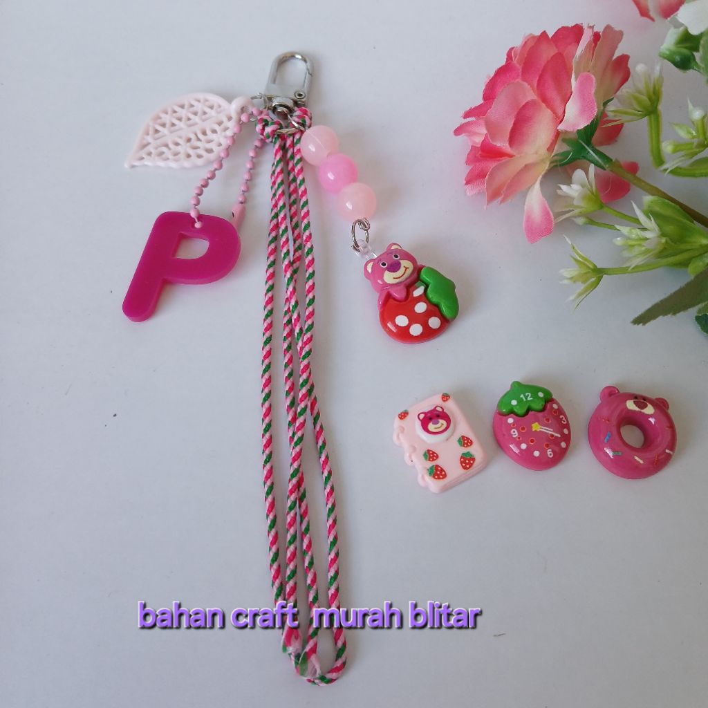 Gantungan Huruf Alphabet Bag Charm Kecychain Abjad Akrilik Bag Charm tambahan bag charm