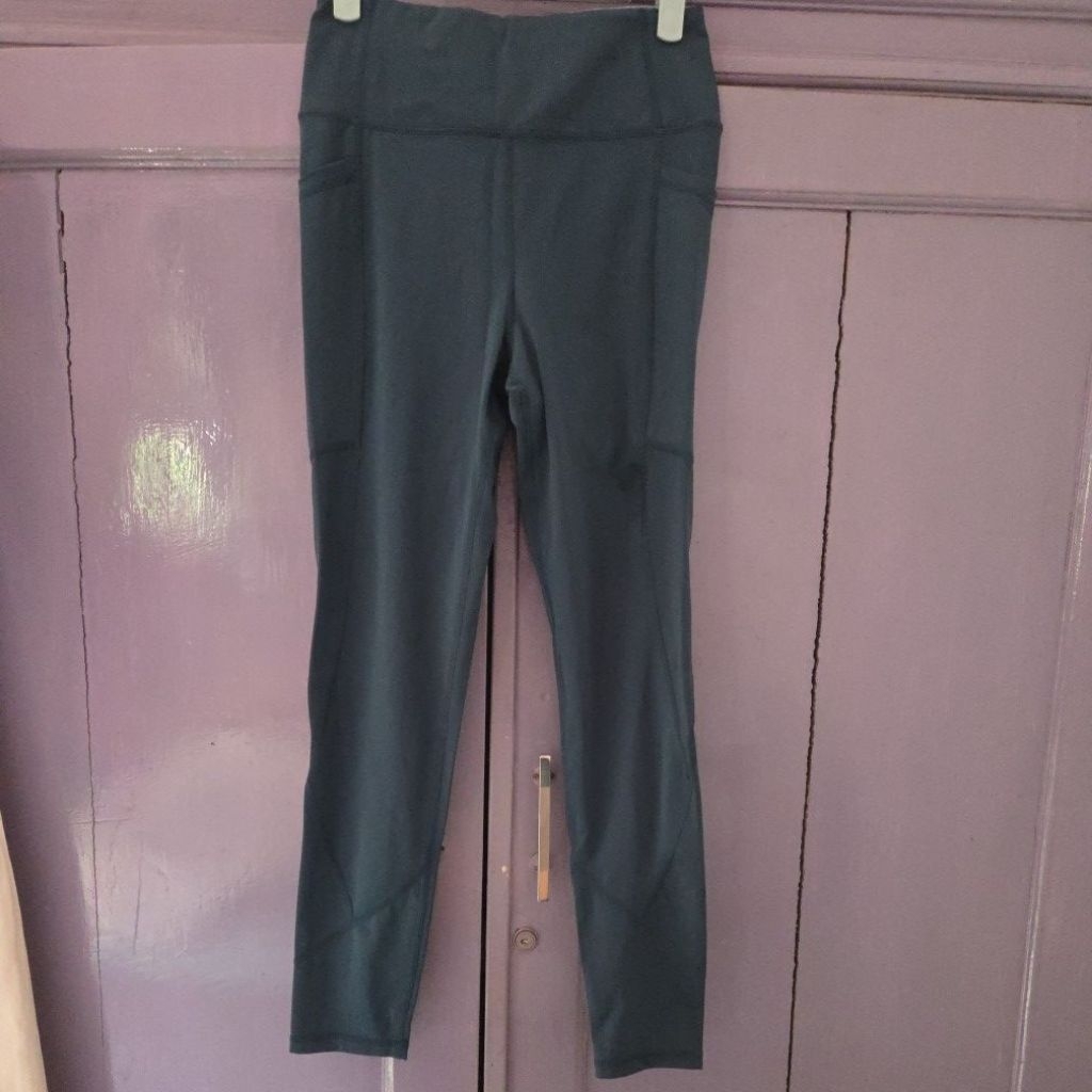 PRELOVED LEGGING COTTON ON BODY