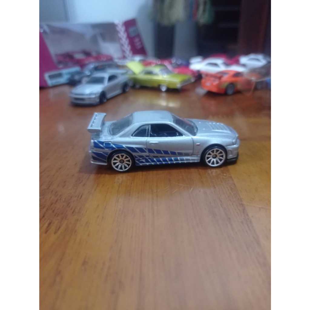 Hotwheels nissan skyline gtr r34 fast n furious edisi lama kaca putih bryan loose  rivet