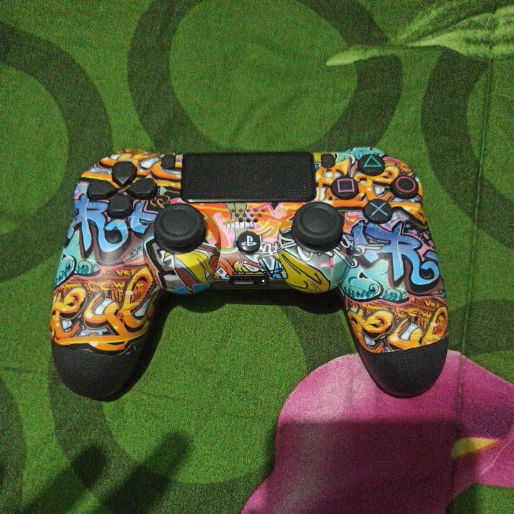 Dualshock 4 Grafiti