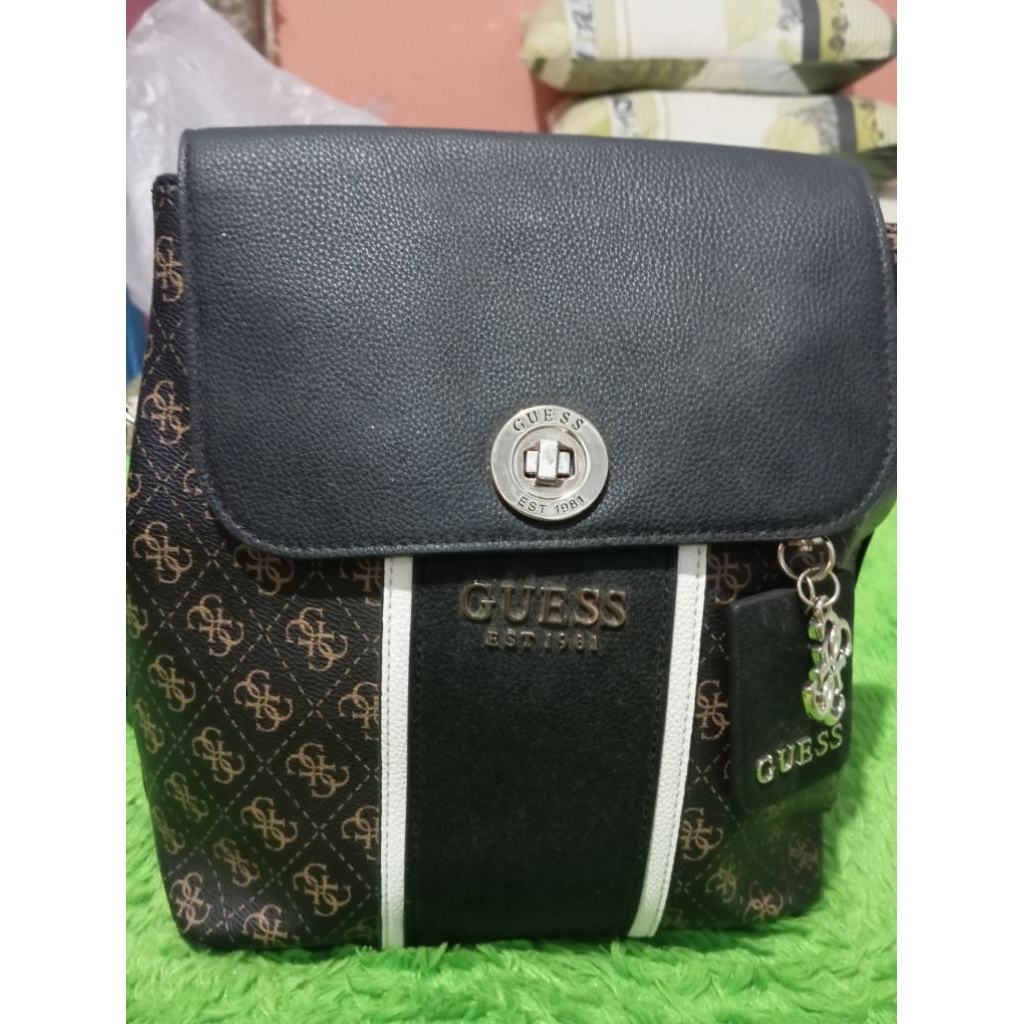 Tas Preloved Guess