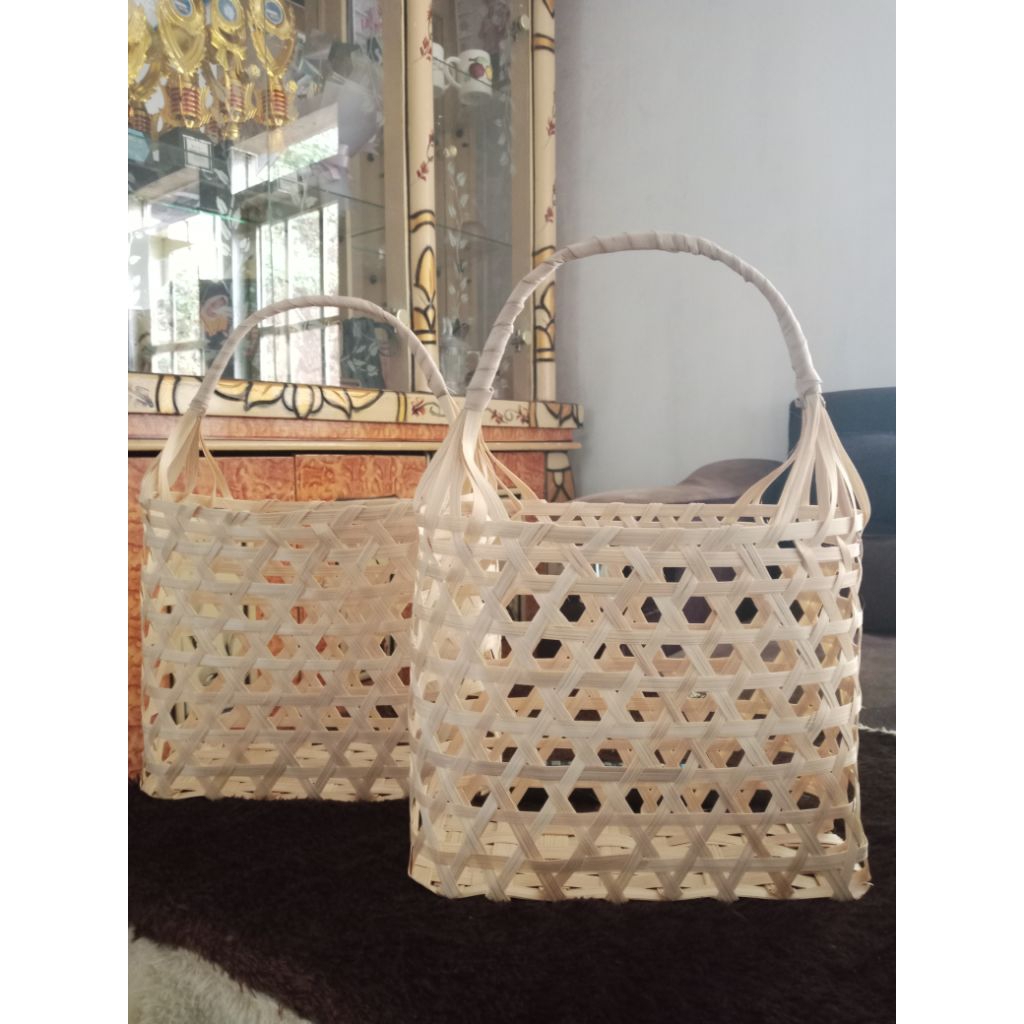 keranjang bambu/tas anyaman bambu