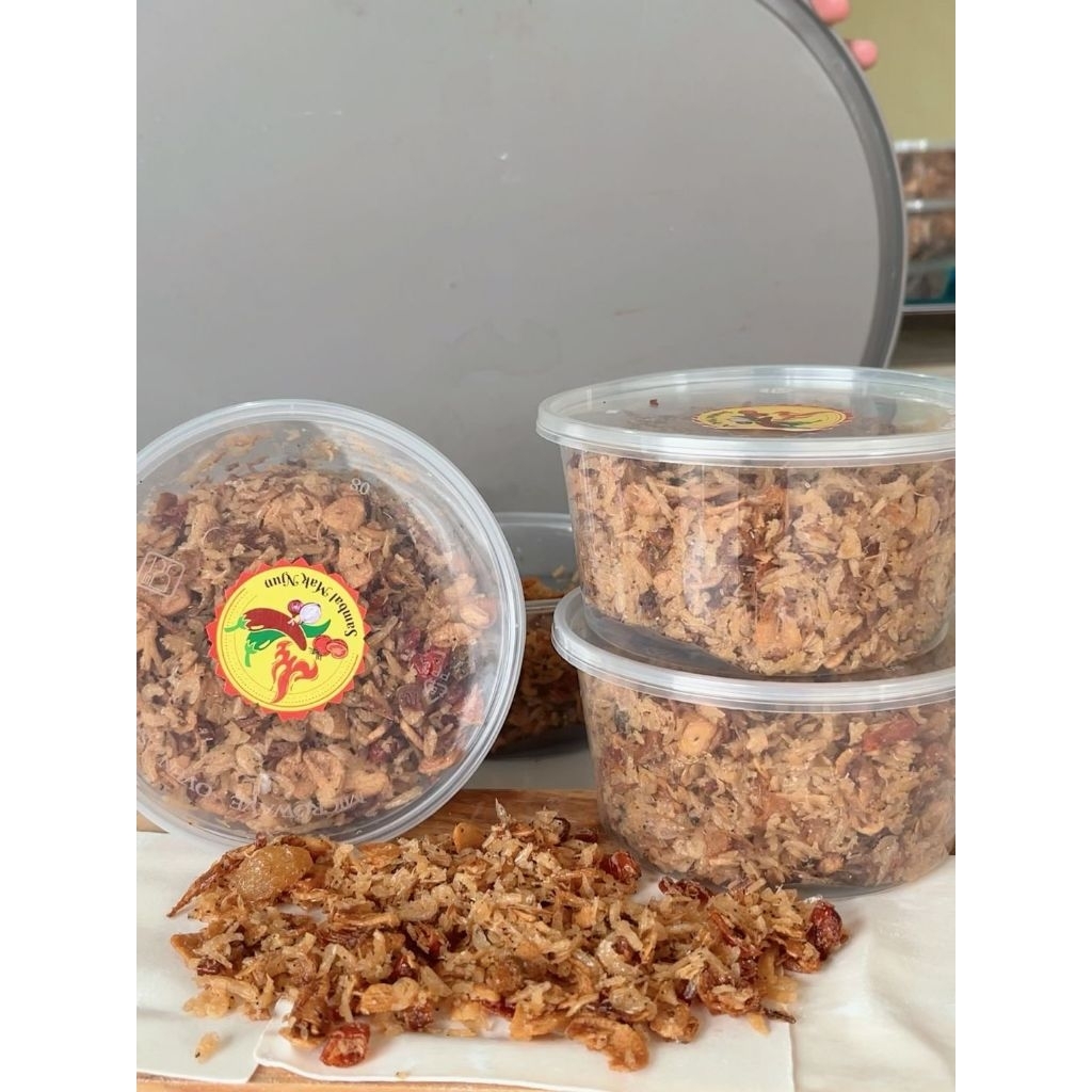 

Barongcai (bawang rebon goreng, cabai)