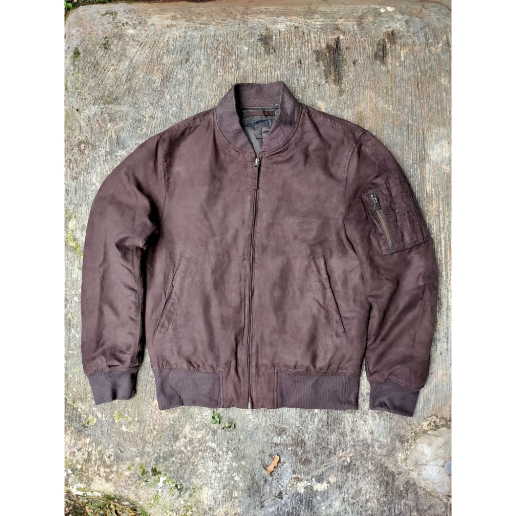 bomber uniqlo suede