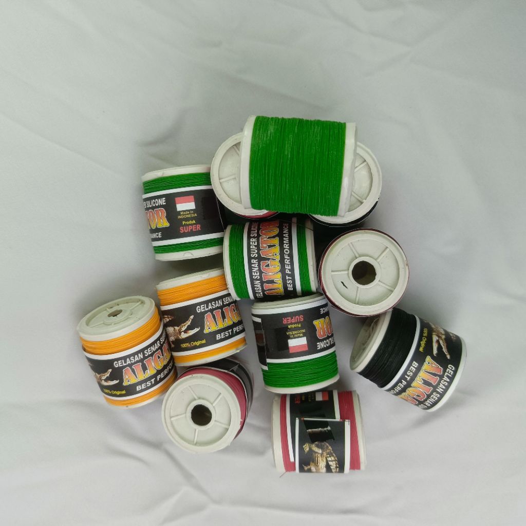 1 PAK (12 PCS) BENANG GELASAN LAYANG LAYANG /GELASAN LAYANGAN (SNAP CK)