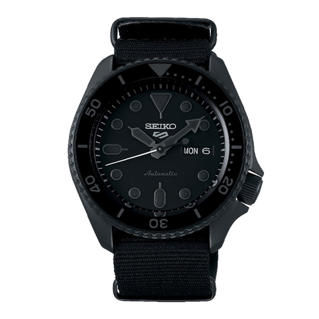 Jam Tangan Seiko 5 Sport Automatic Men Black Dial Black Nylon 42.5mm SRPD79K1