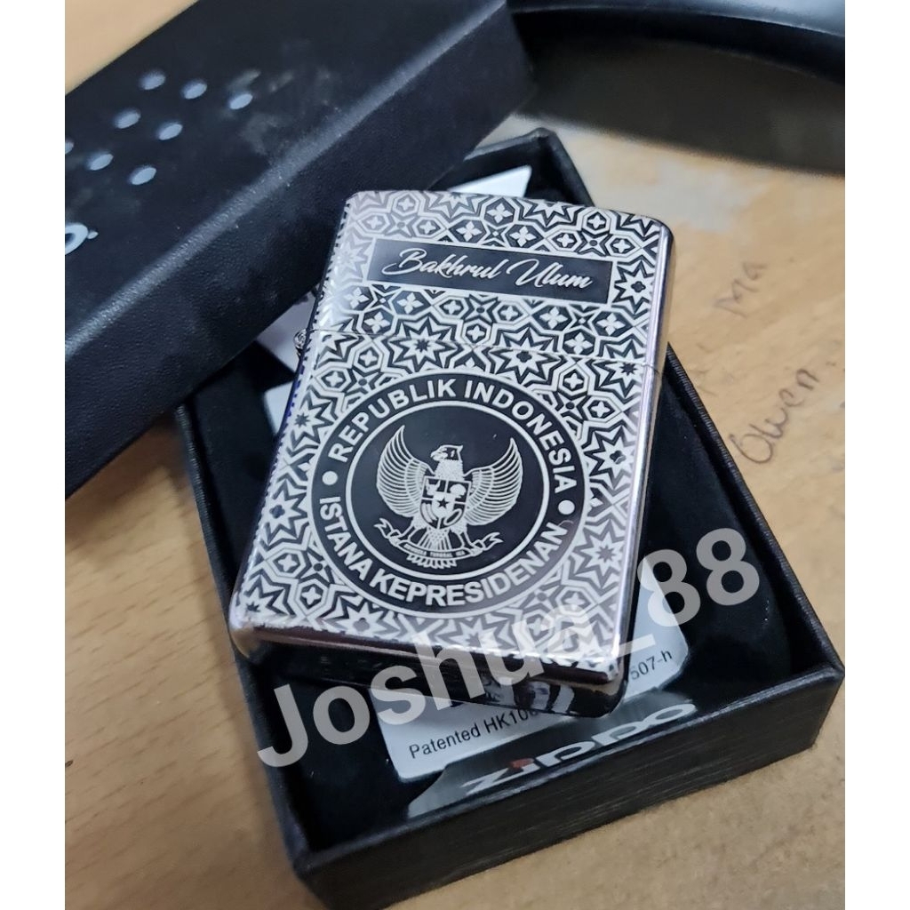 Zippo Custom Korek Api Istana Presiden Batik Silver Bisa Ukir Nama Sediri