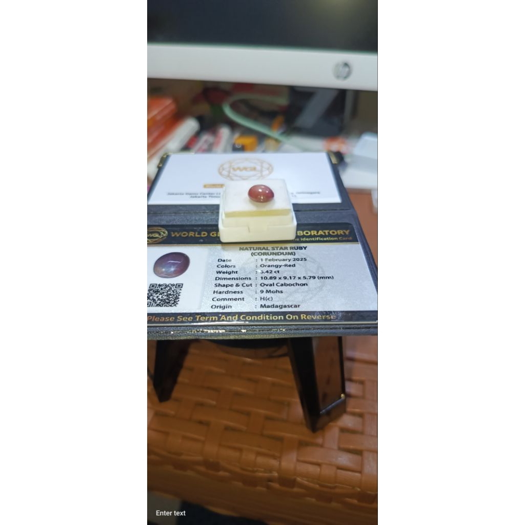 natural star ruby with memo