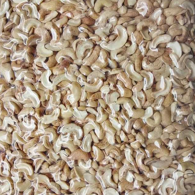

Kacang Mede Mentah Mete Belah Dua Grade 2 (WS-2) 1kg