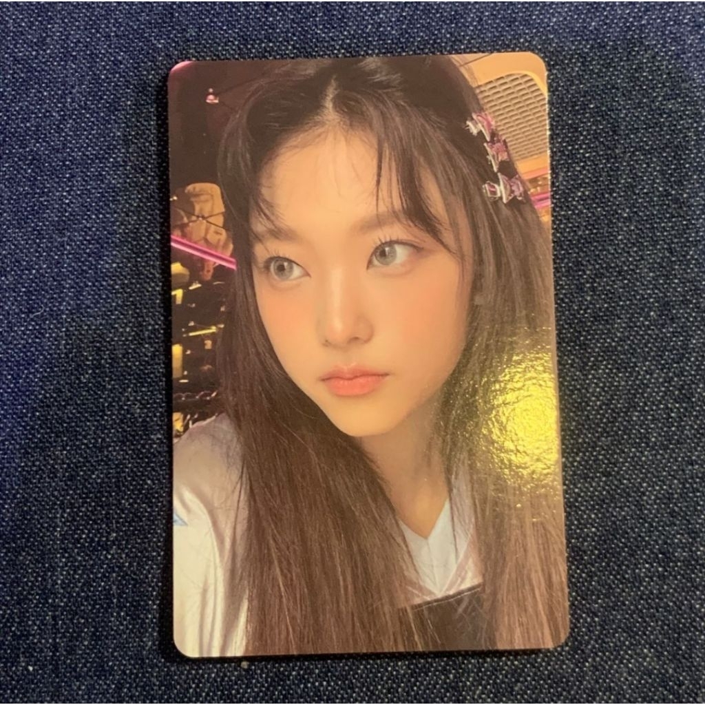 READY STOCK PHOTOCARD HAERIN NEW JEANS BUNNY BEACH BAG VERSION OFFICIAL (READ DESK)