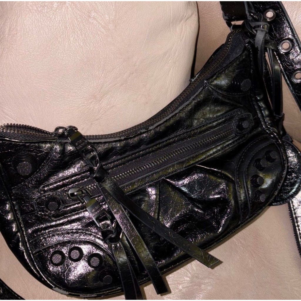 preloved steve madden bglowing