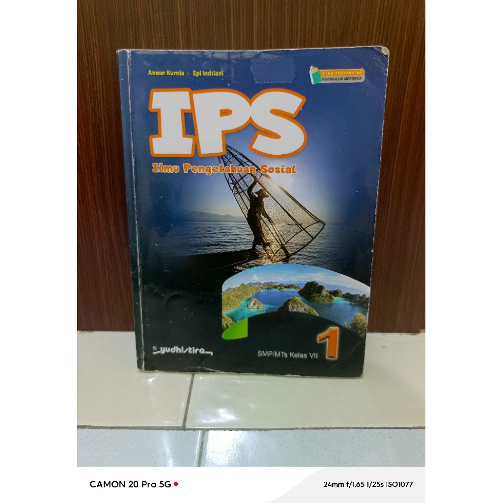 Buku IPS kelas VII Kurikulum Merdeka Yudhistira