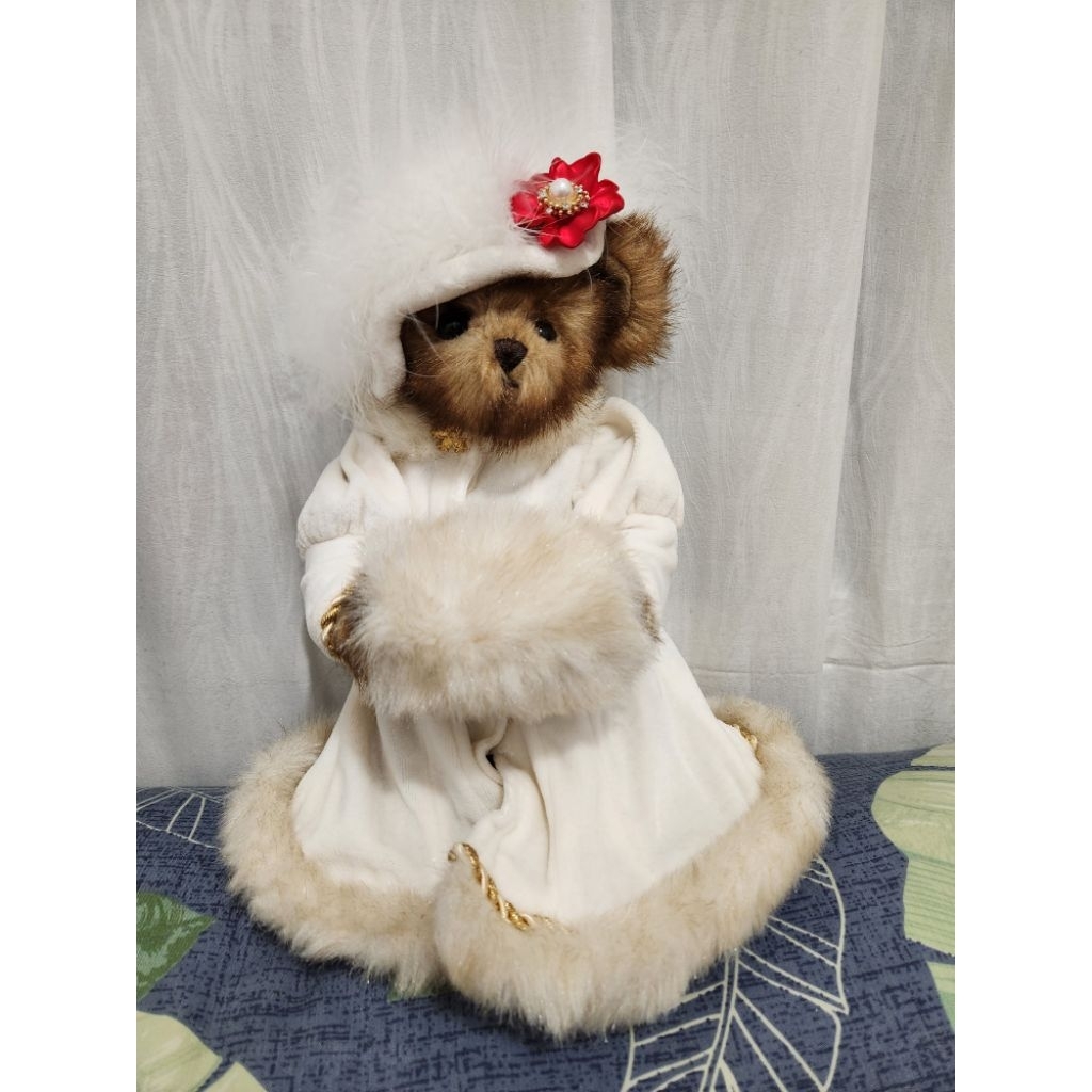 Bearington Boneka Teddy Bear Artikulasi Klasik Vintage Kostum Winter Natal Putih