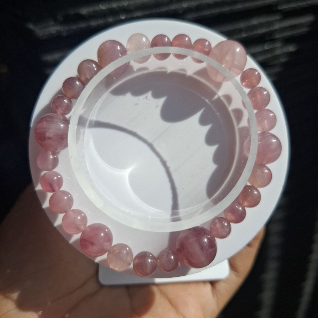 rose quartz bracelet