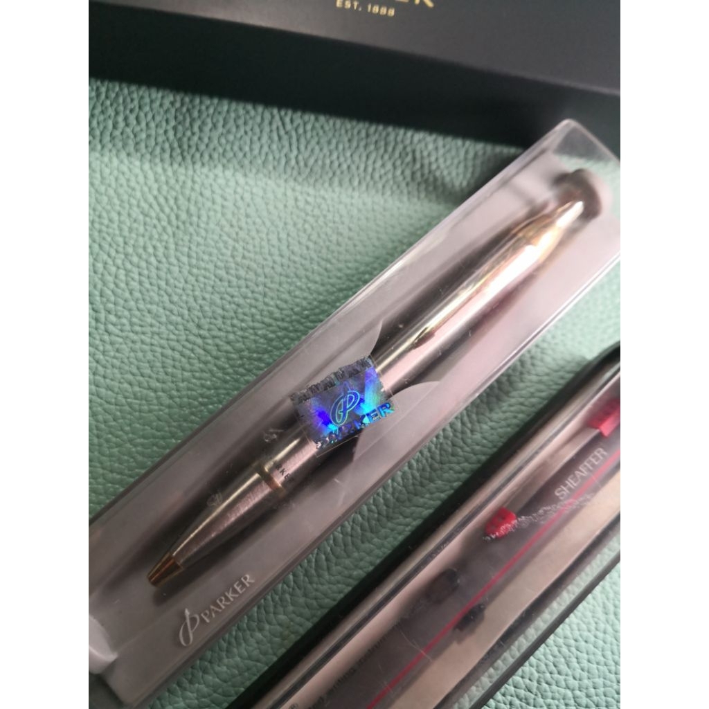 

pulpen parker dan sheaffer