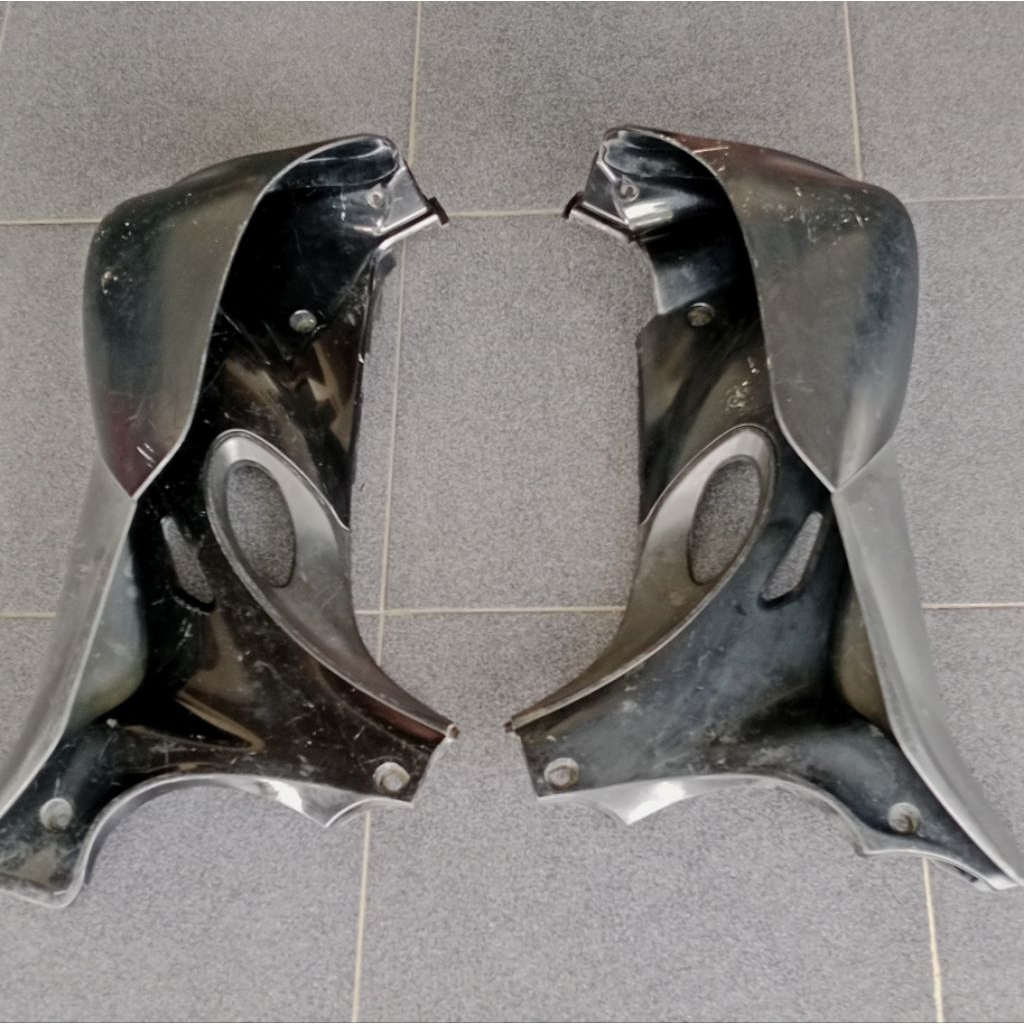 sayap dalam Yamaha Jupiter Z lama keluaran pertama