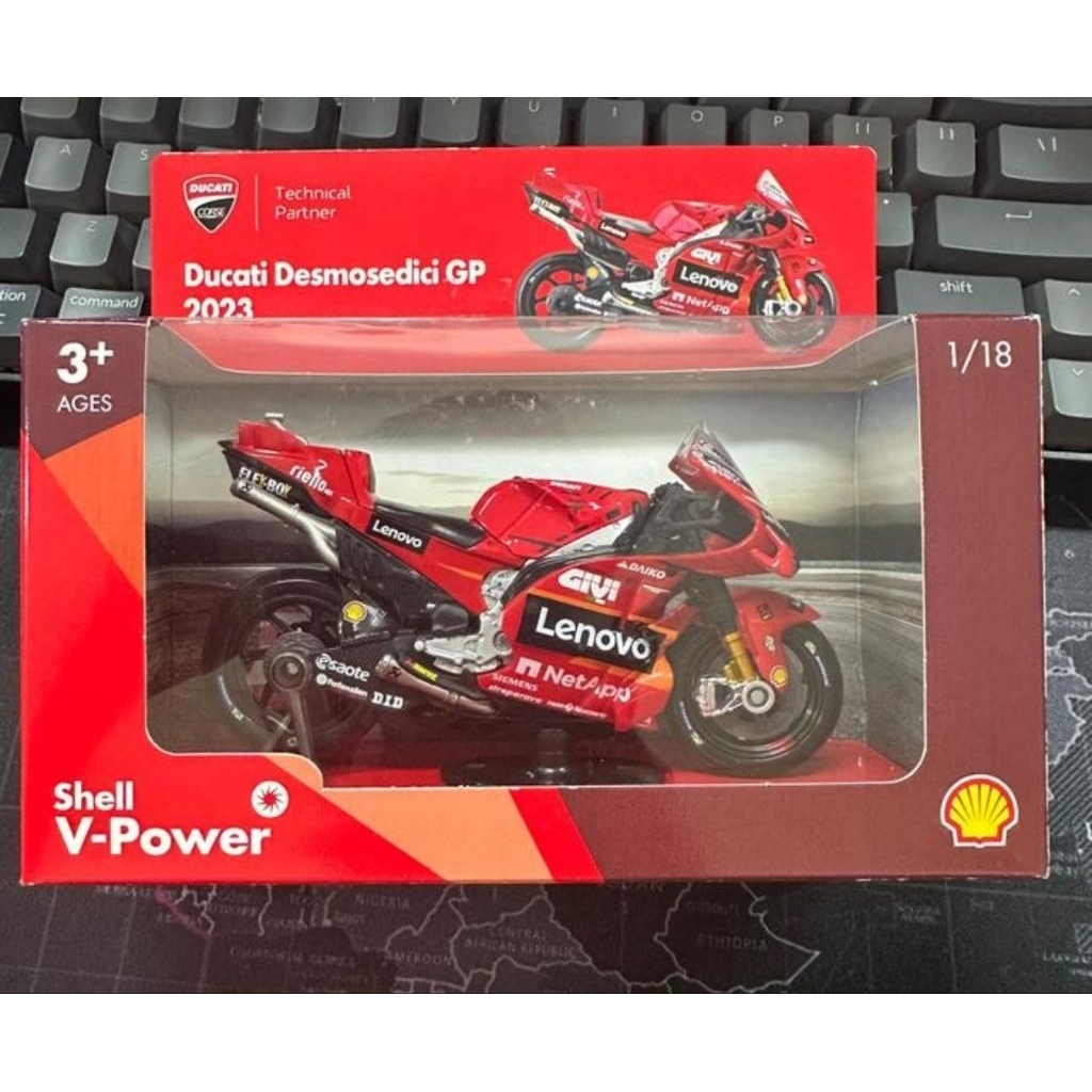 diecast ducati shell pecco desmosedici