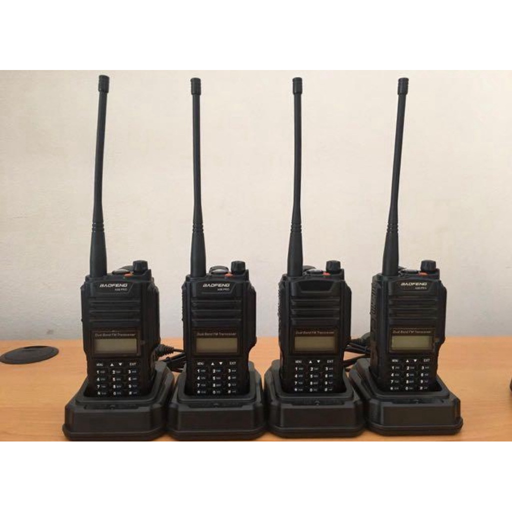 baofeng HT fullset spek tinggi anti air jangkauan luas