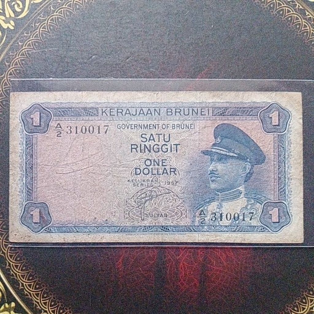 Uang Brunei 1 Ringgit 1967 fine