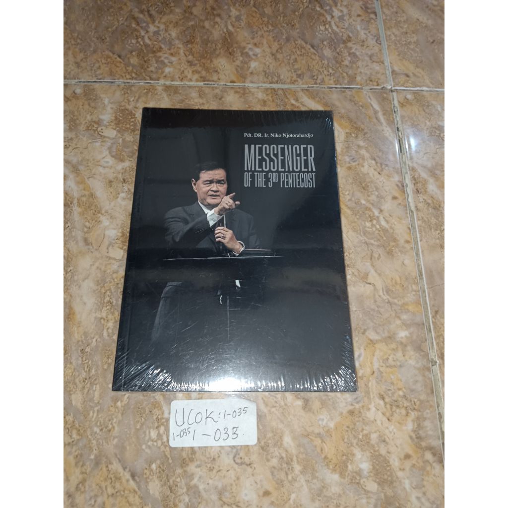 Buku Messenger of the 3rd Pentecost - Pdt Dr Ir Niko Njotorahardjo