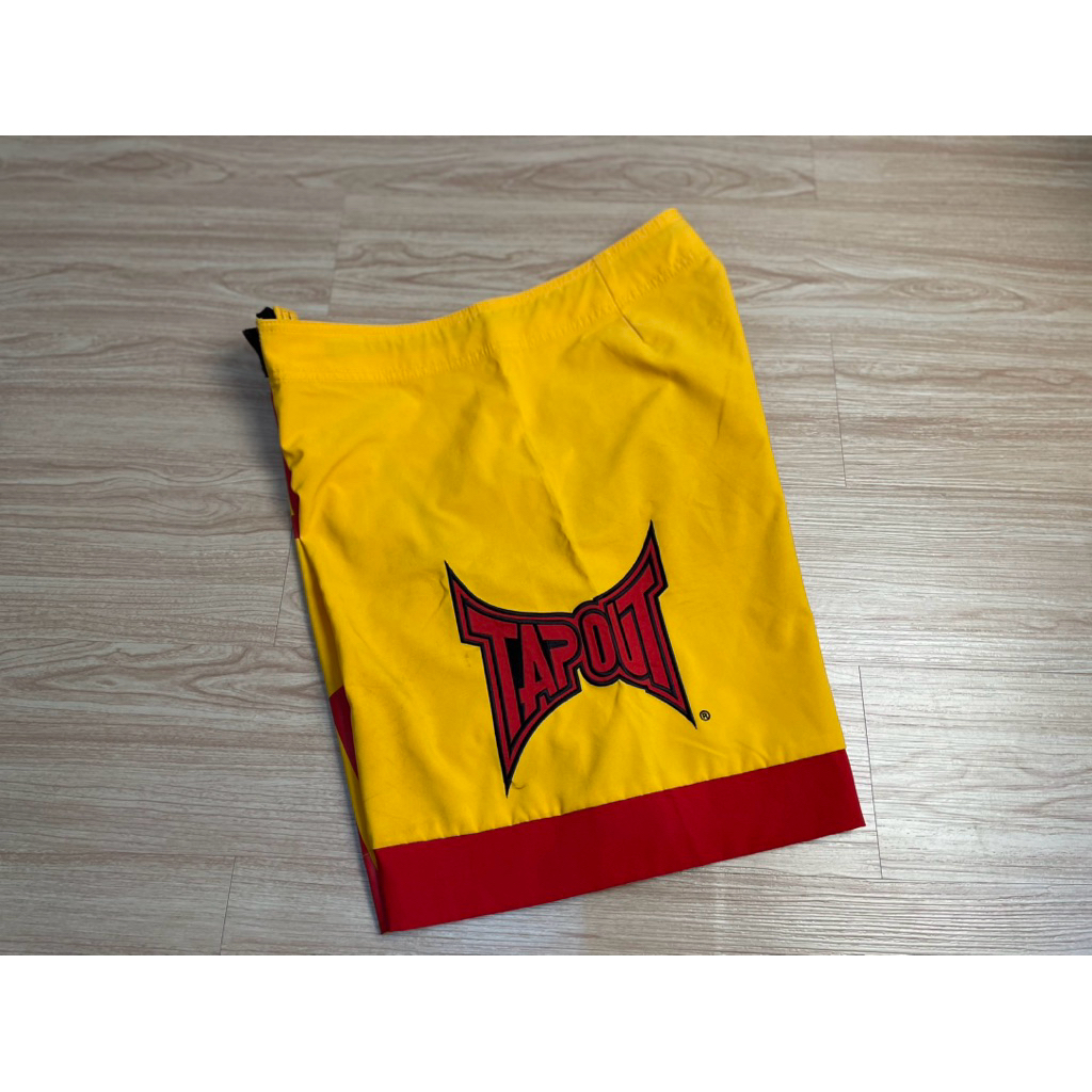 celana pendek board short merk tapout