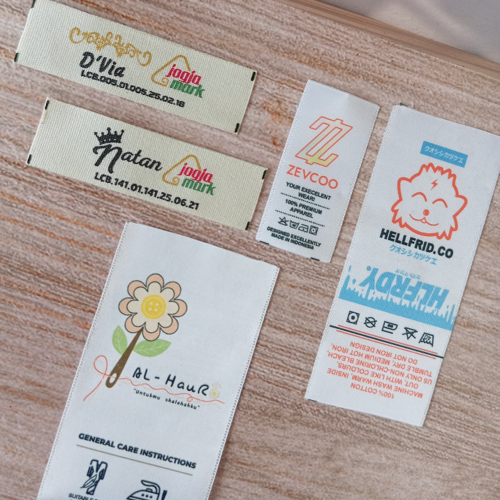 

Label Printing Full Color | Custom Desain | Tanpa PO