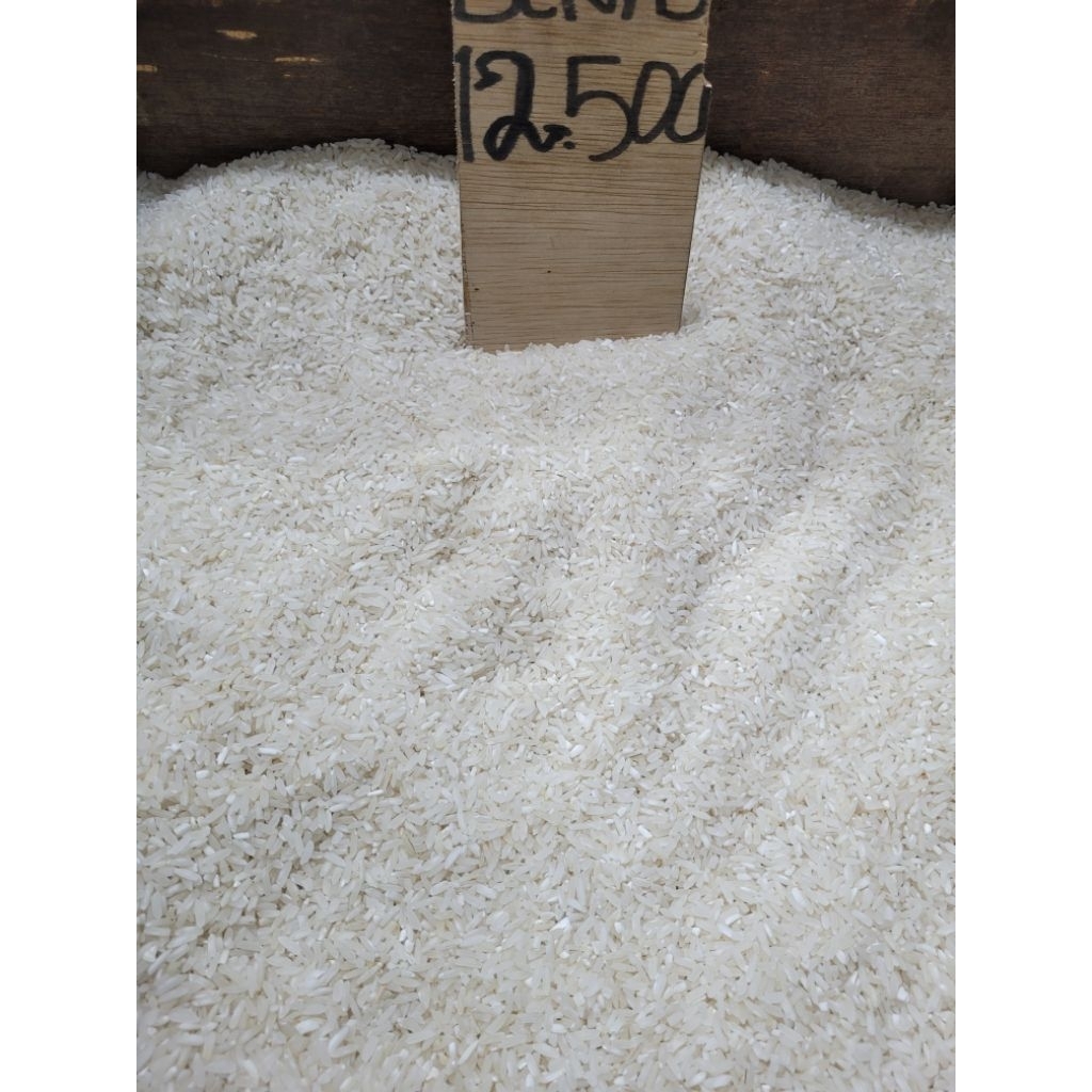 

Beras Cakep 12.000- 17.000 Per Liter