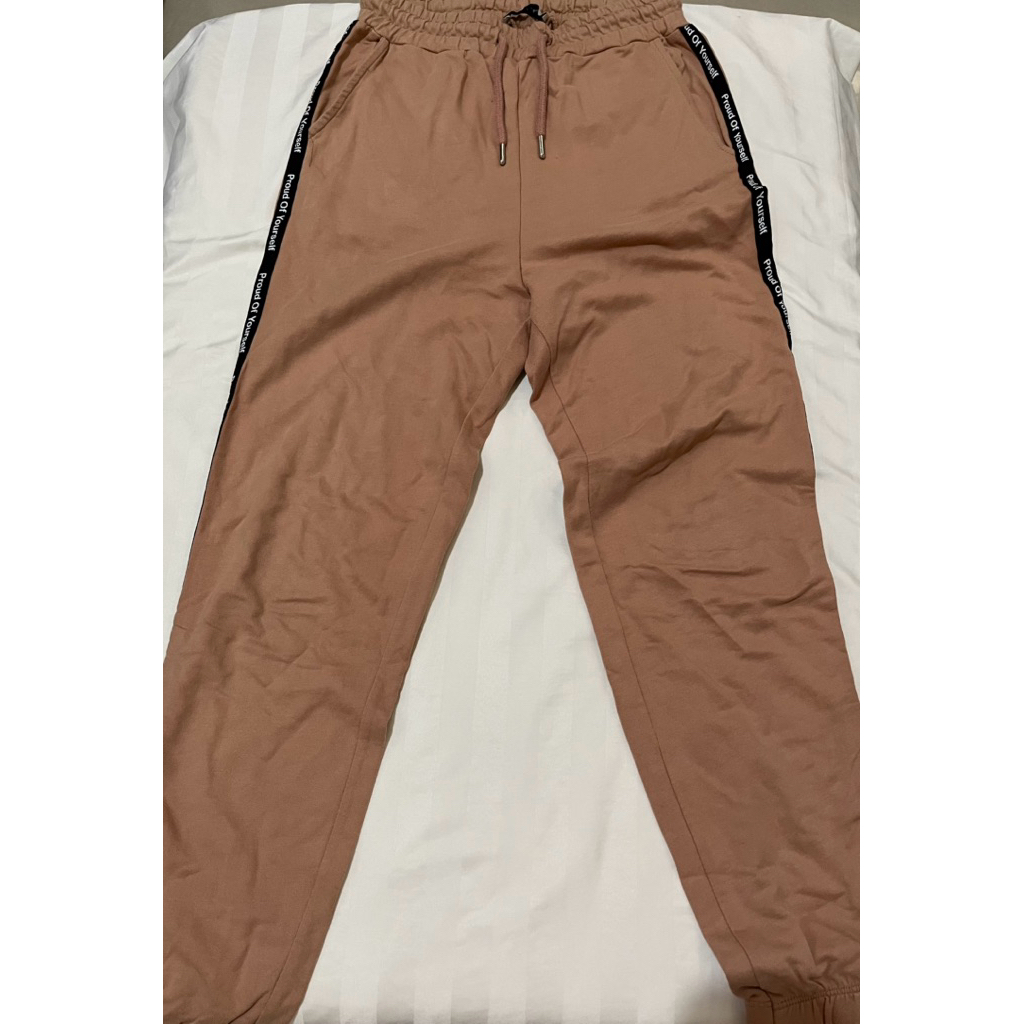 LC Waikiki training pants with black side stripe