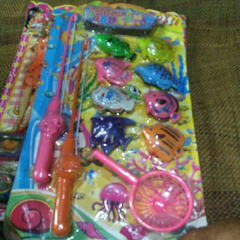 fisherman mainan pancing isi 8 ikan