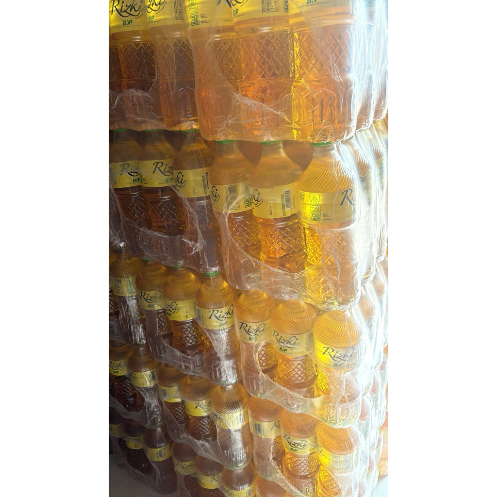 

MINYAK GORENG RIZKI 850ML 1 KARTON ISI 12 BOTOL