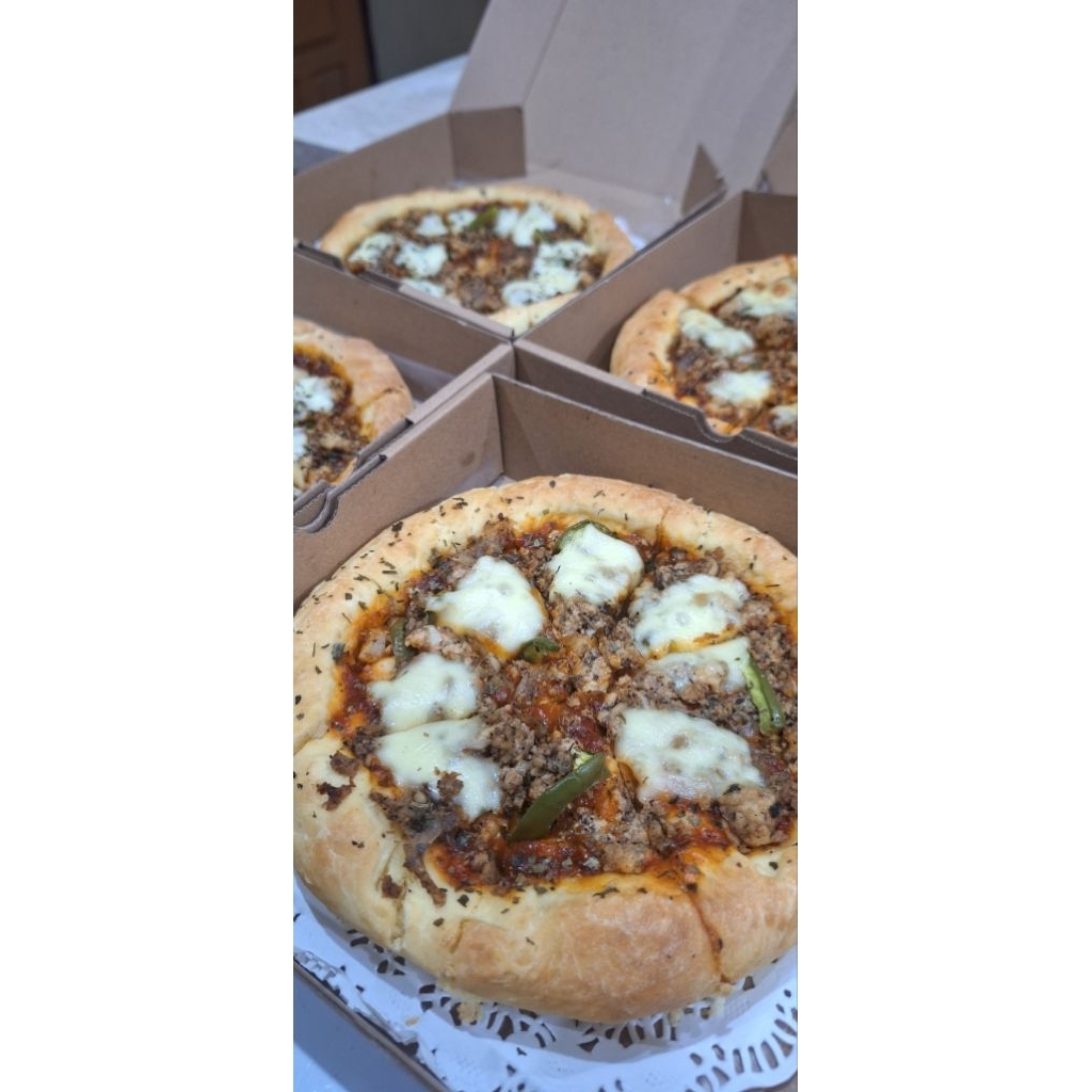 

PIZZA ALA TEWI