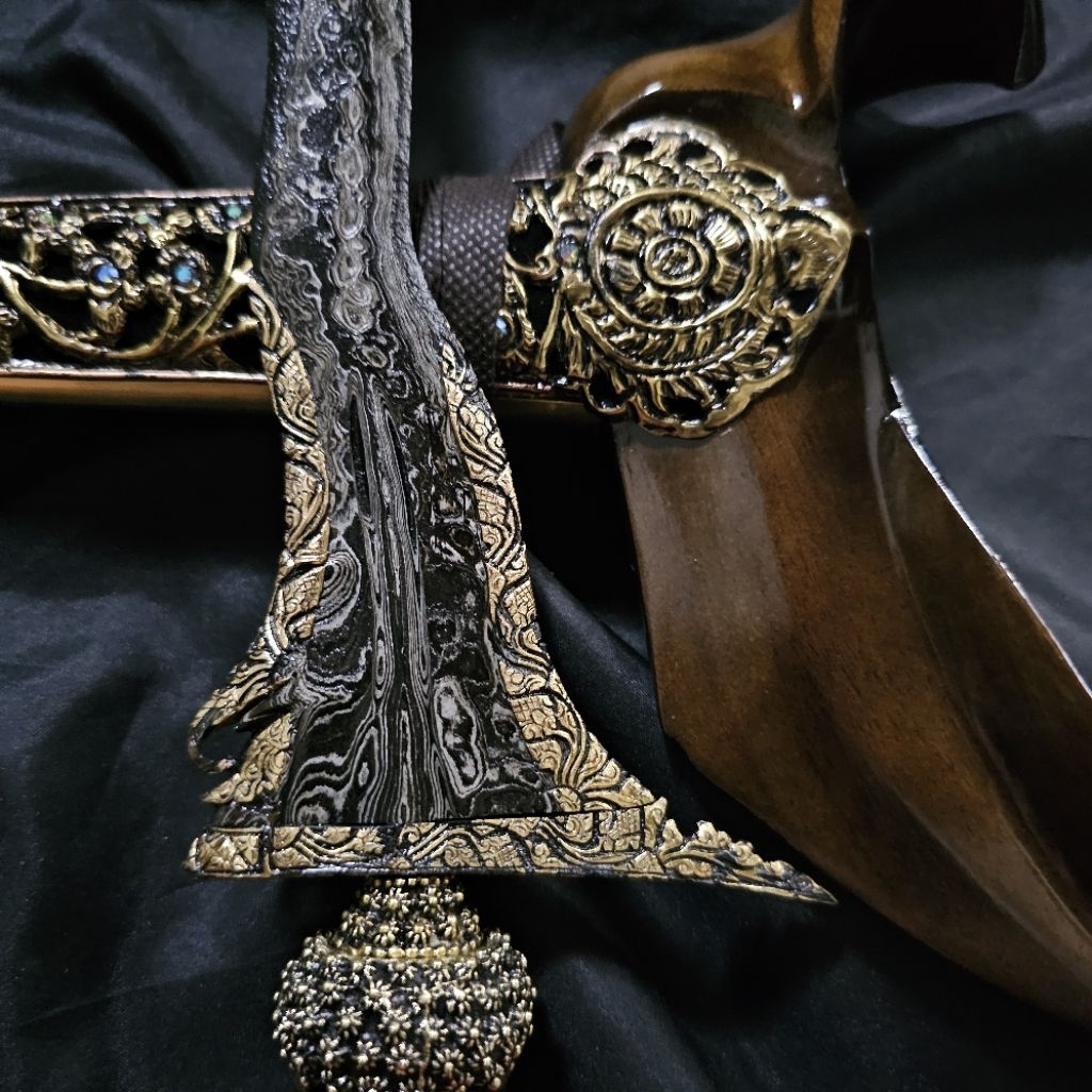 Keris Jangkung Luk 3 Mangkurat Kinatah Dwipamor  Sepuh Emas