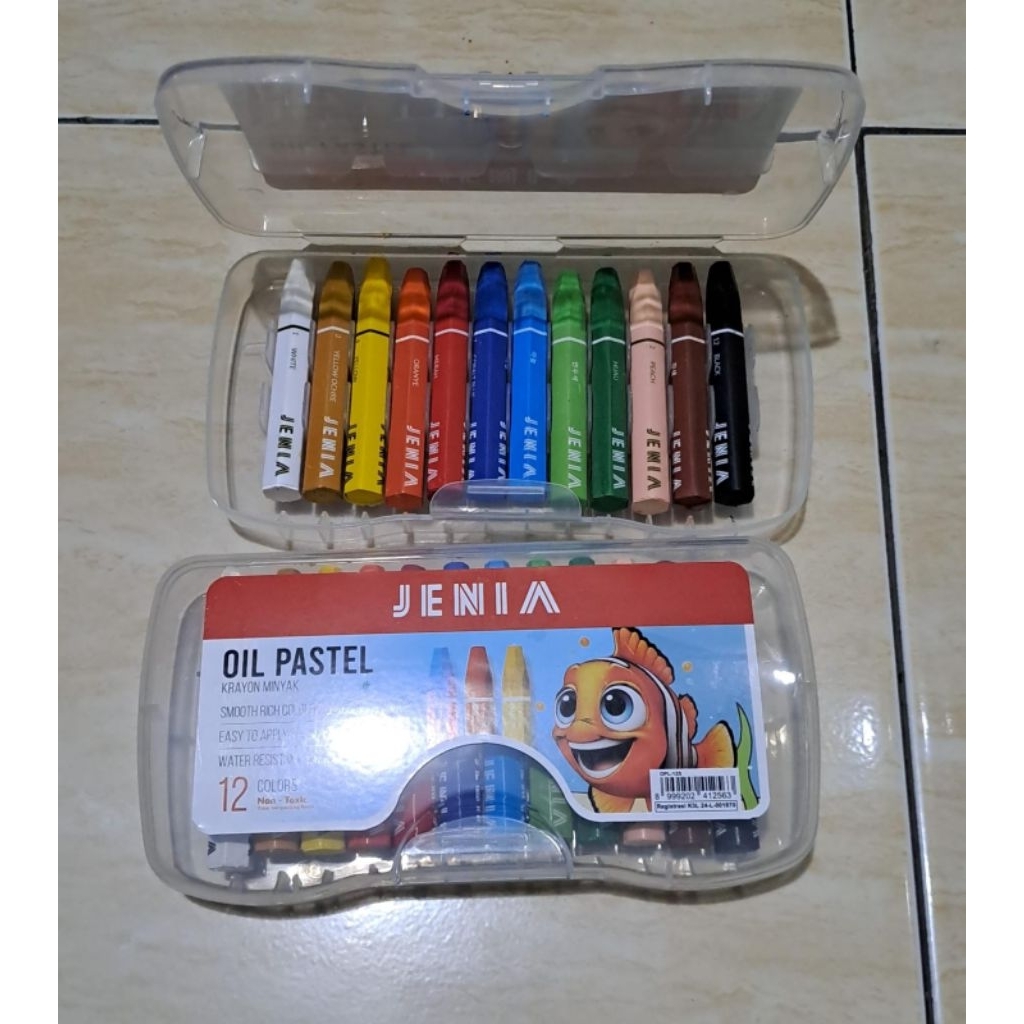

Oil Pastel JENIA