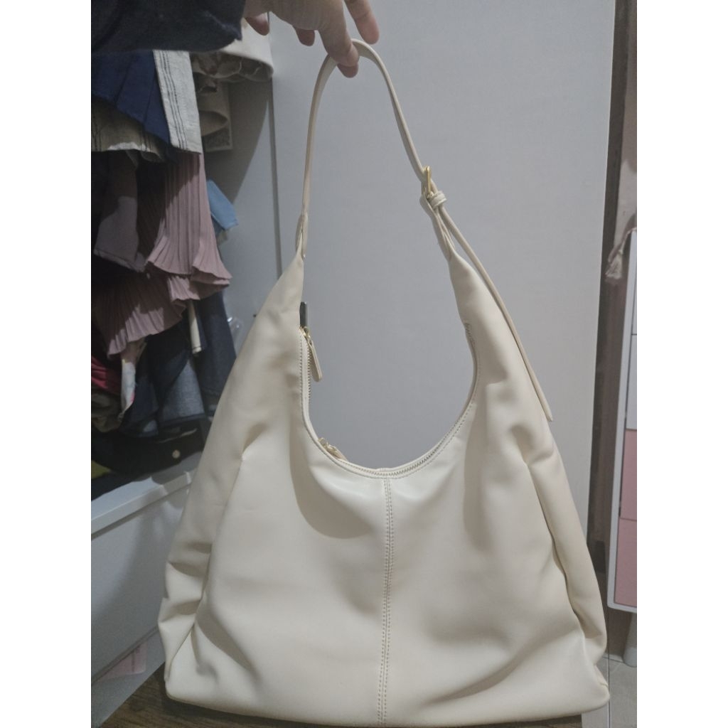 like new tas ria miranda