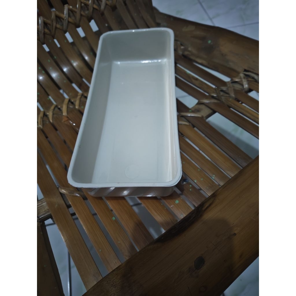 

AR-KOTAK KANCING BESAR Ukuran L/Wadah Baut/Wadah ATK-1pcs