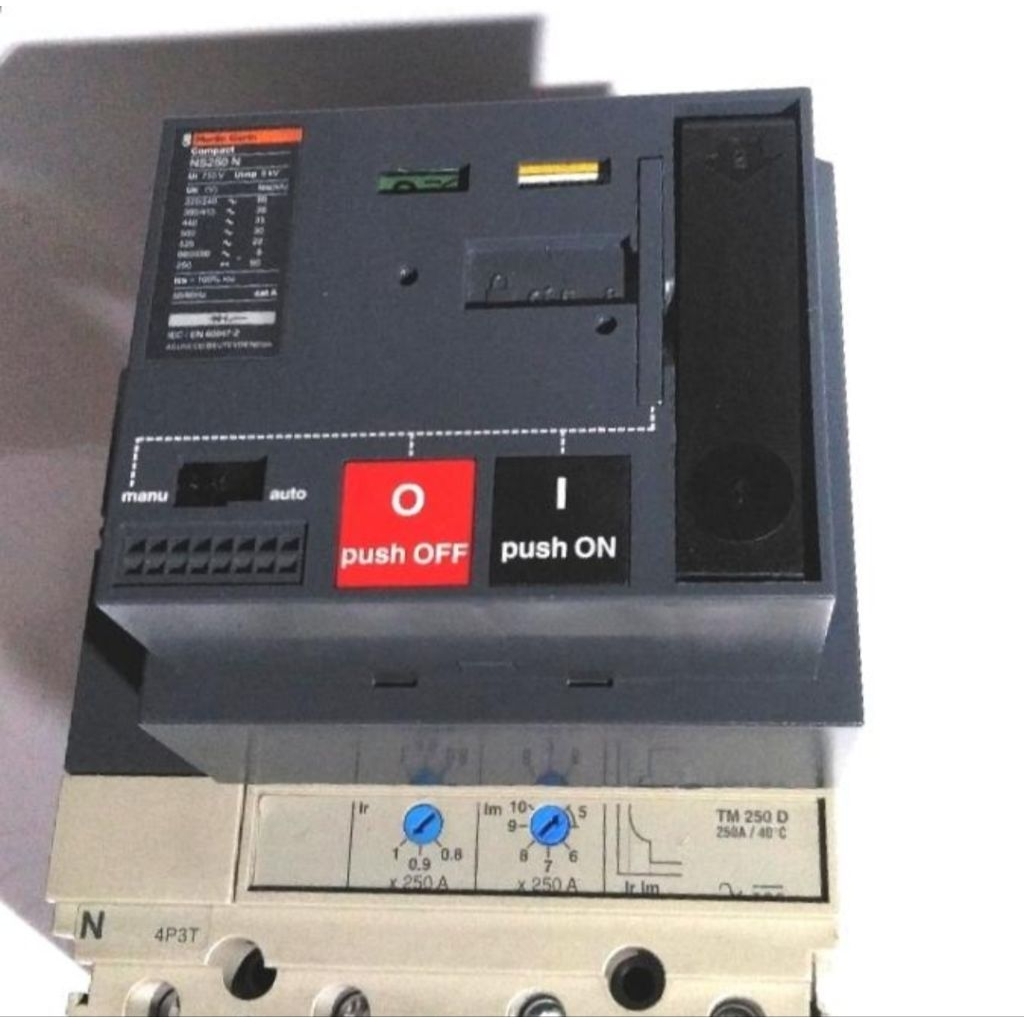 MCCB 4pole NS 250N 50KA + MOTORIZED 250A  Merlin gerin komplit
