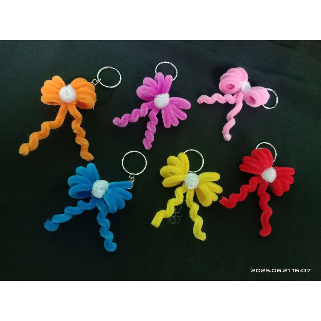 Per order (12 picis) paket usaha Ganci/Gantungan tas_kawat bulu gemoy_ganci pita pita /Souvernir/min