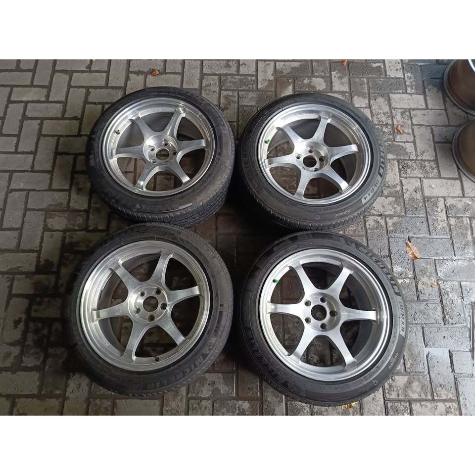 VELG MOBIL RACING SSR TYPE-C RING 18 PCD 5X114 BAN MICHELLIN 235 50 R18 INNOVA