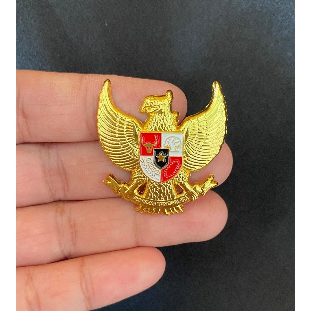 Pin Bros Garuda Emas Hiasan Peci Beskap Jas